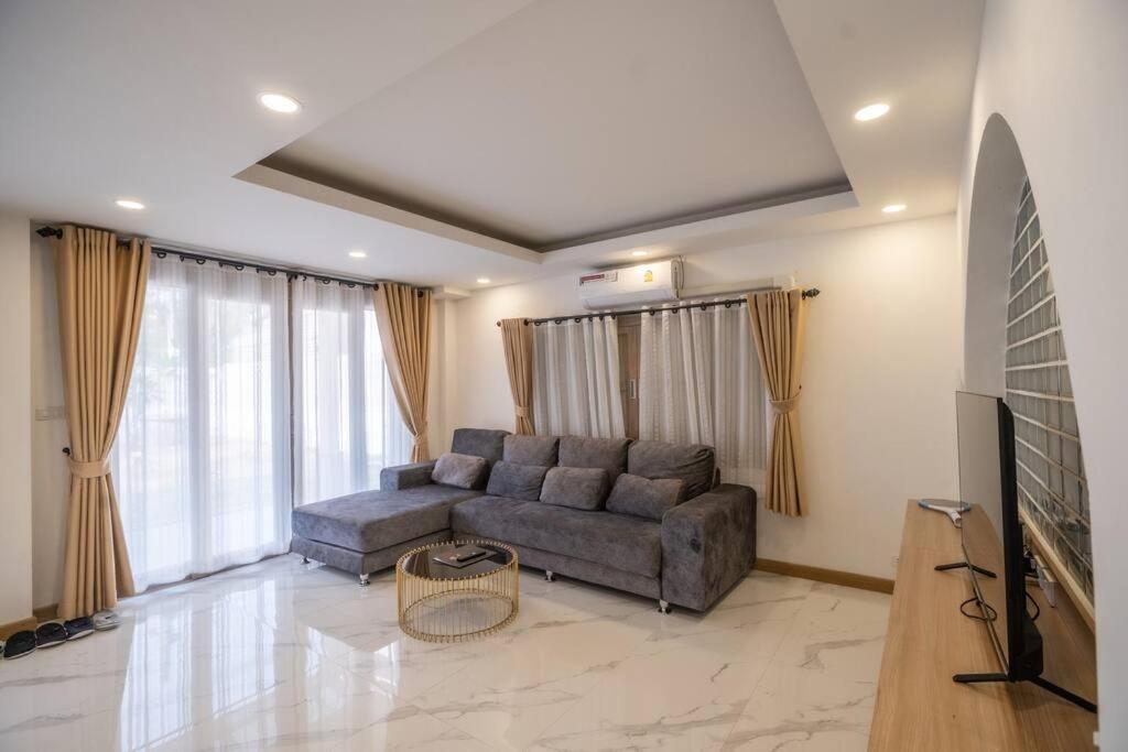 5br Poolvilla On The Old Moat ⁜best Location⁜ * Chiang Mai